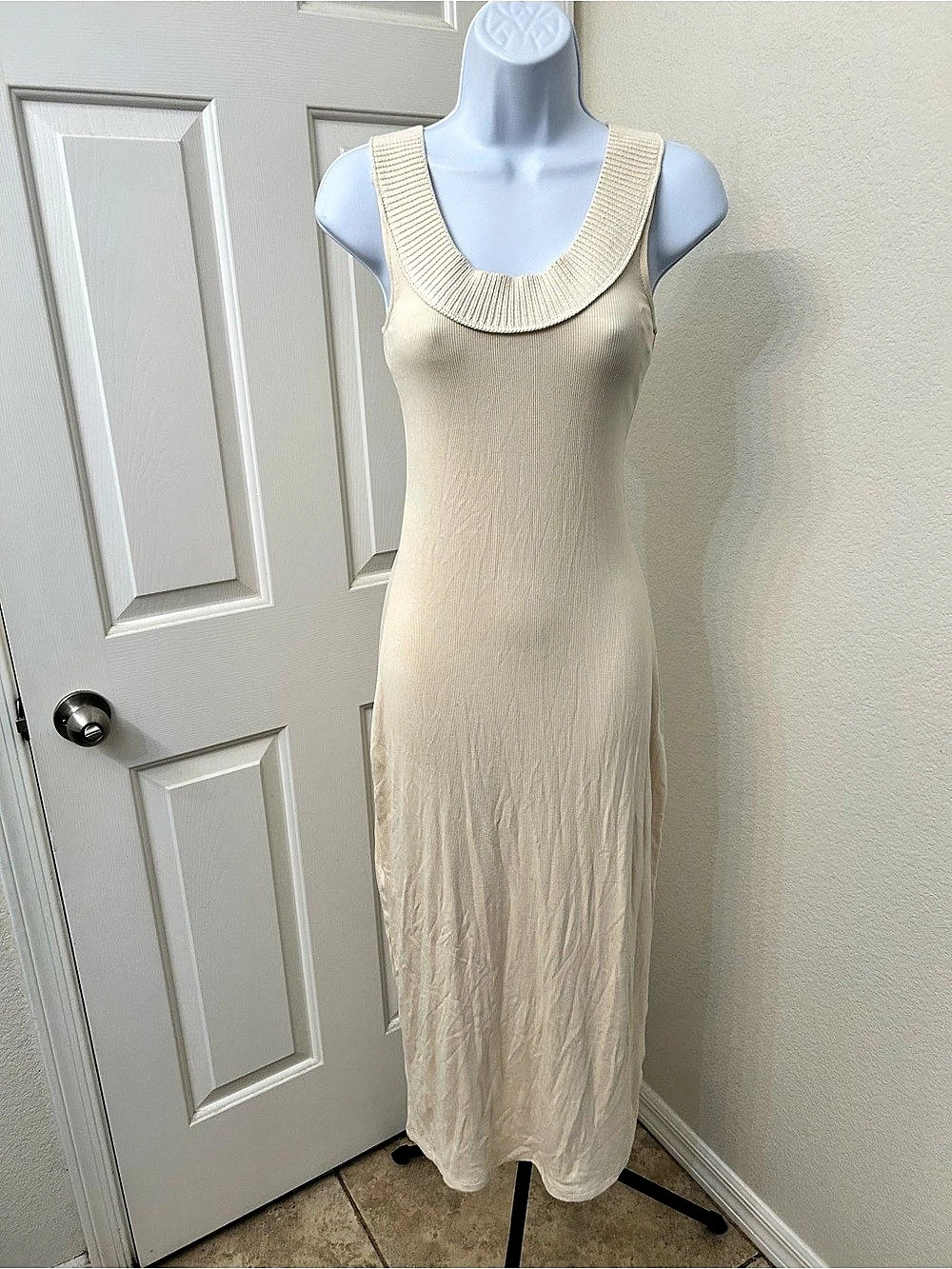 ZARA Ribbed Maxi Dress Cream Size Medium NWT